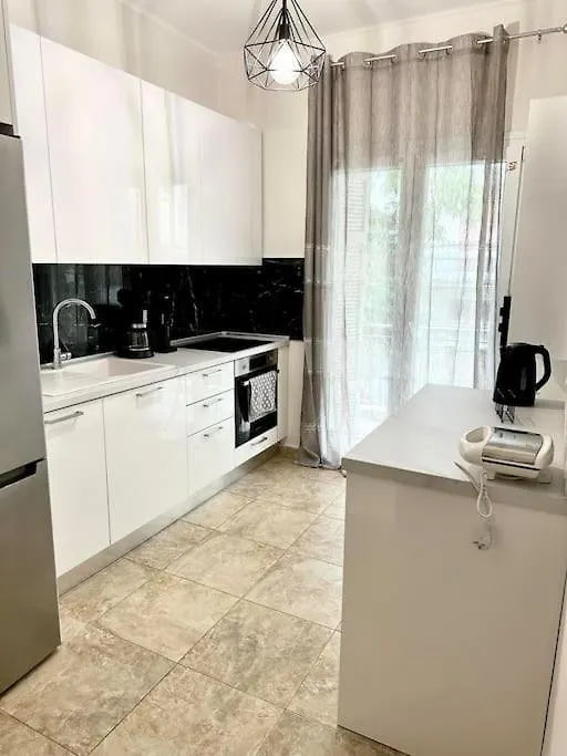 The “Roman Market” Lux Apartment Thessaloniki Greece