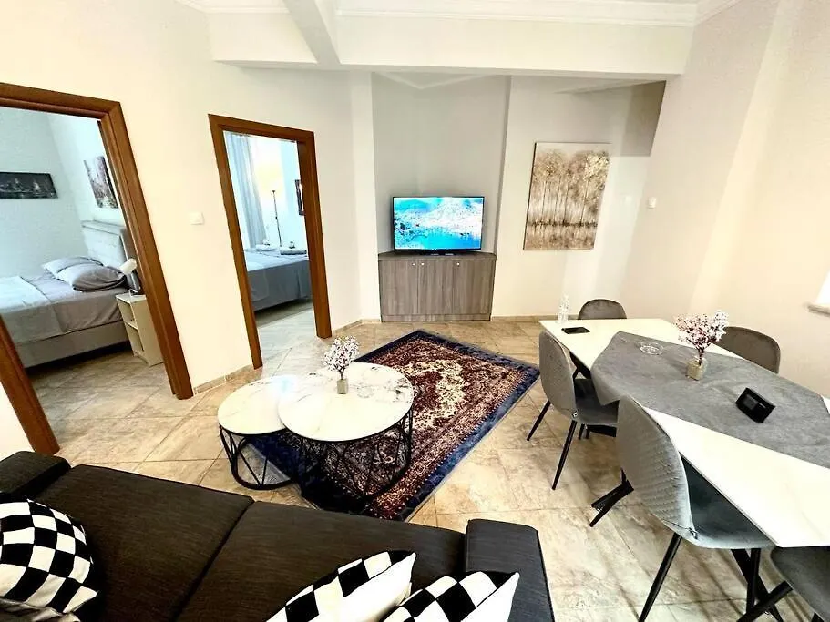 The “Roman Market” Lux Apartment Thessaloniki