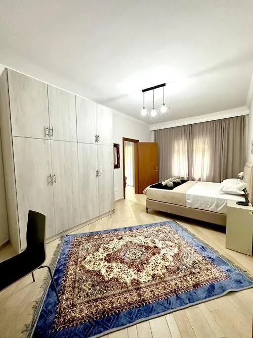 The “Roman Market” Lux Apartment Thessaloniki