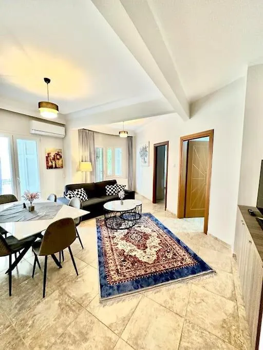 The “Roman Market” Lux Apartment Thessaloniki